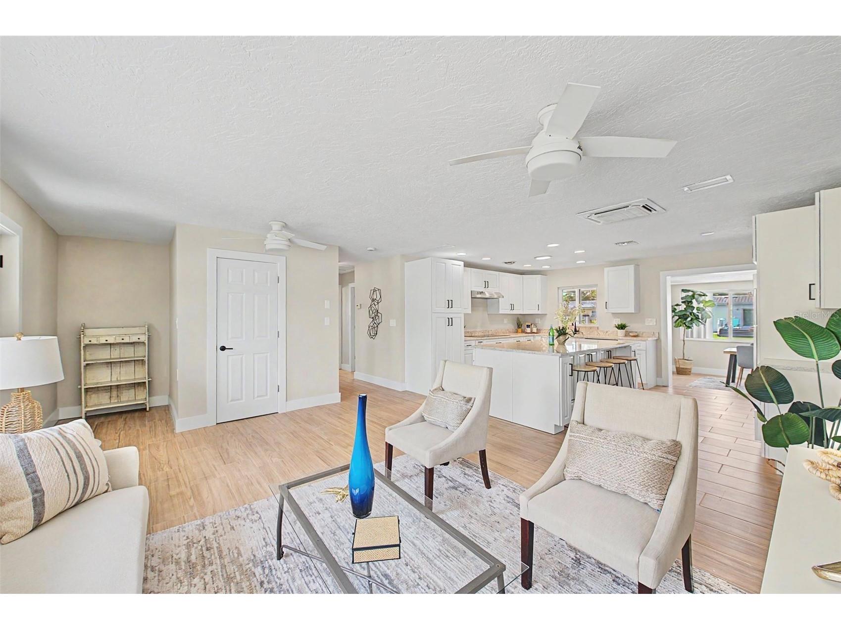 9472 Treasure Lane NE Saint Petersburg FL 33702 TB8523382 image9