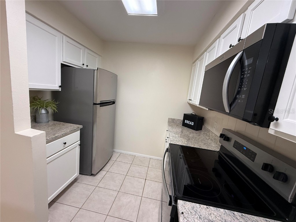 9473 N Forest Hills Place Tampa FL 33612 TB8387954 image9