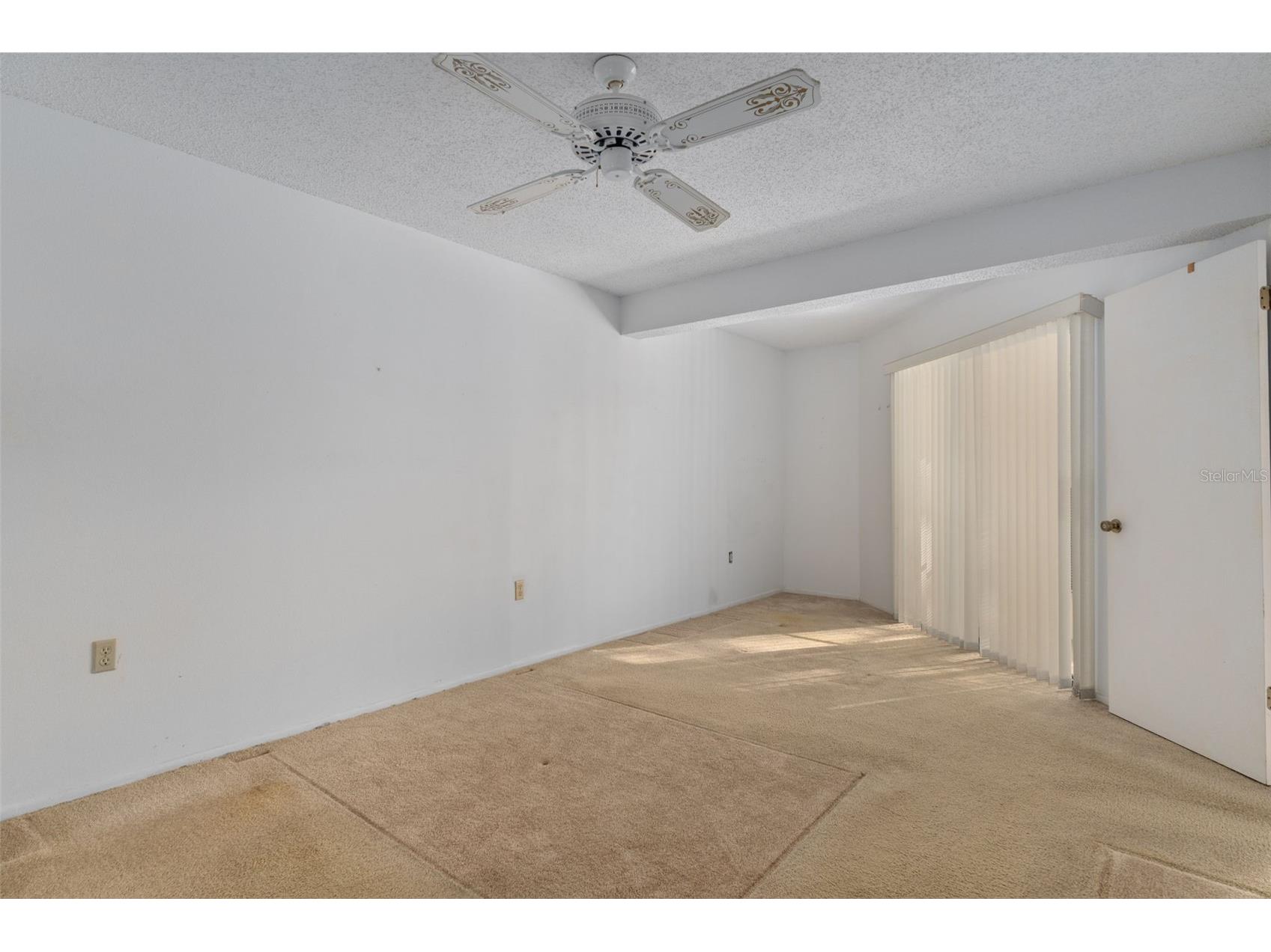 9474 Nakoma Way #E Weeki Wachee FL 34613 TB8464018 image17