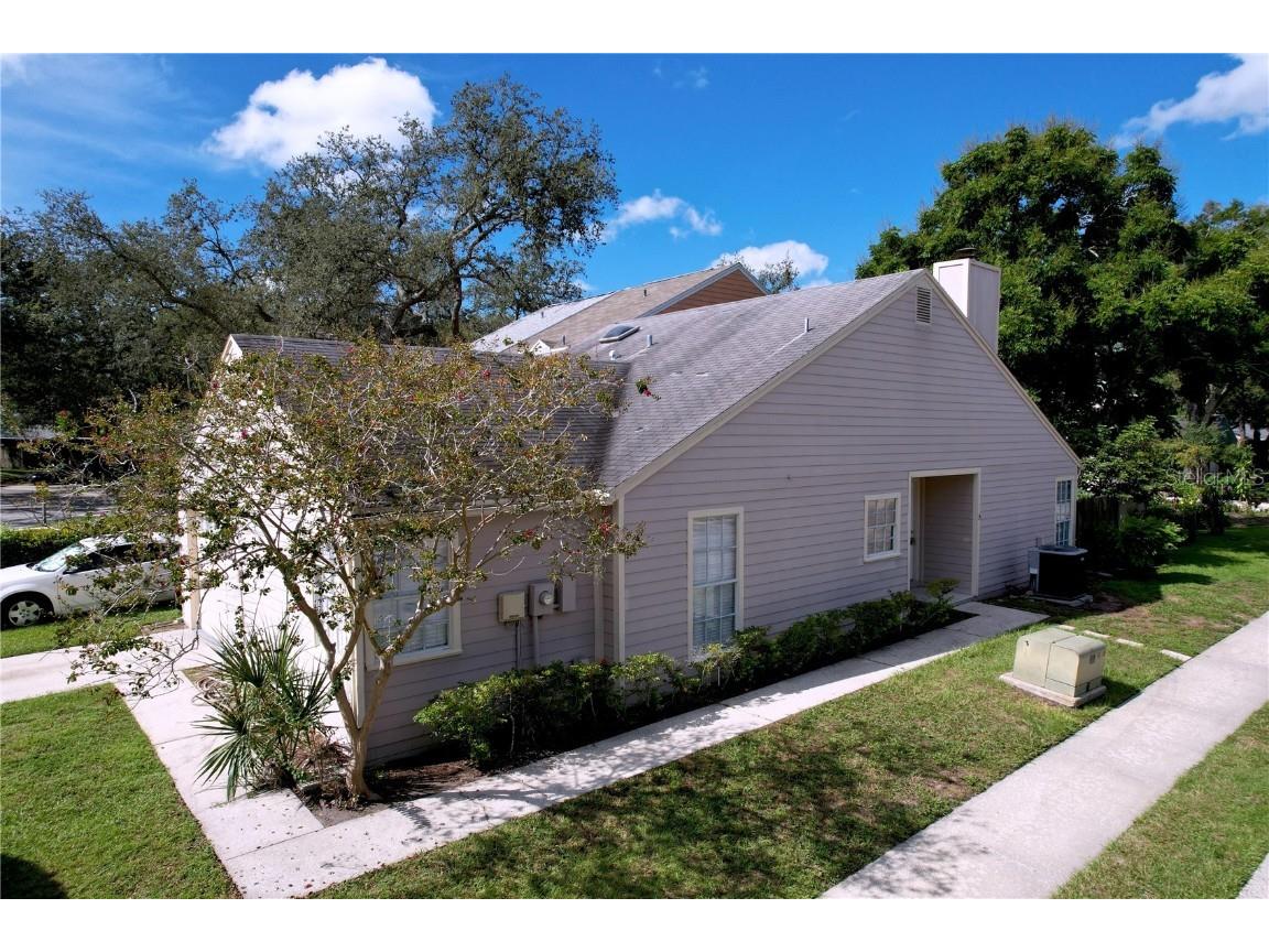 9476 Forest Hills Place #0 Tampa FL 33612 TB8425663 image1