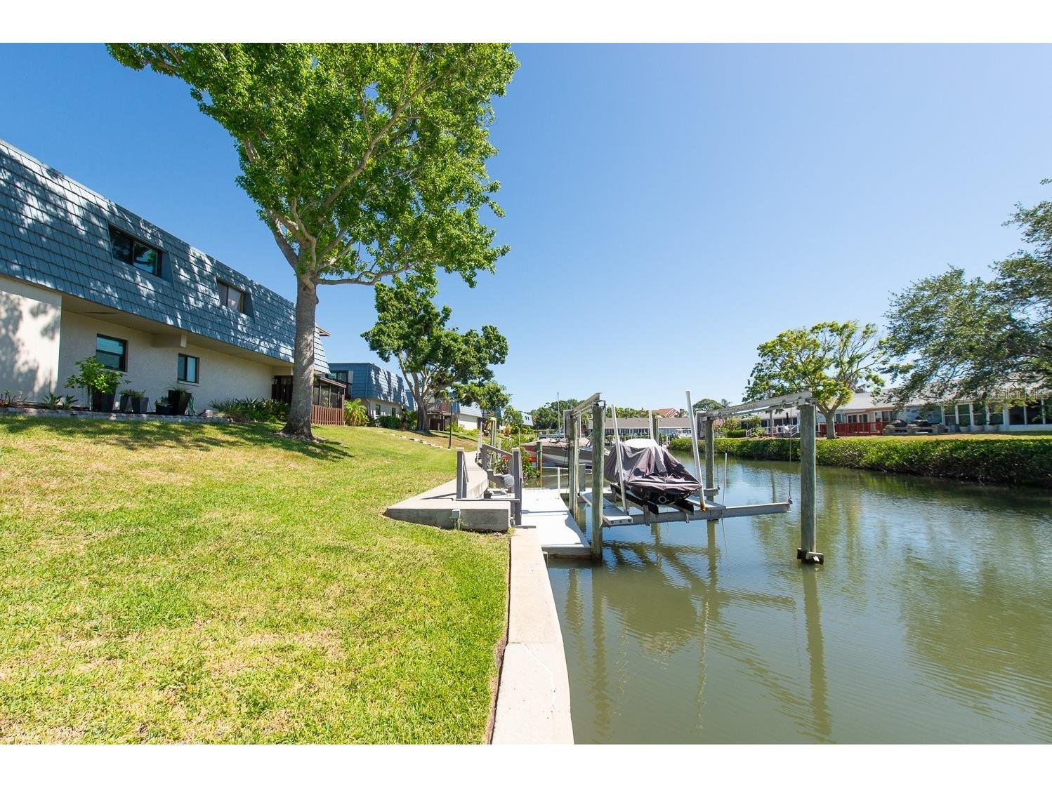 9476 Tradewinds Avenue #9476 Seminole FL 33776 TB8507101 image40