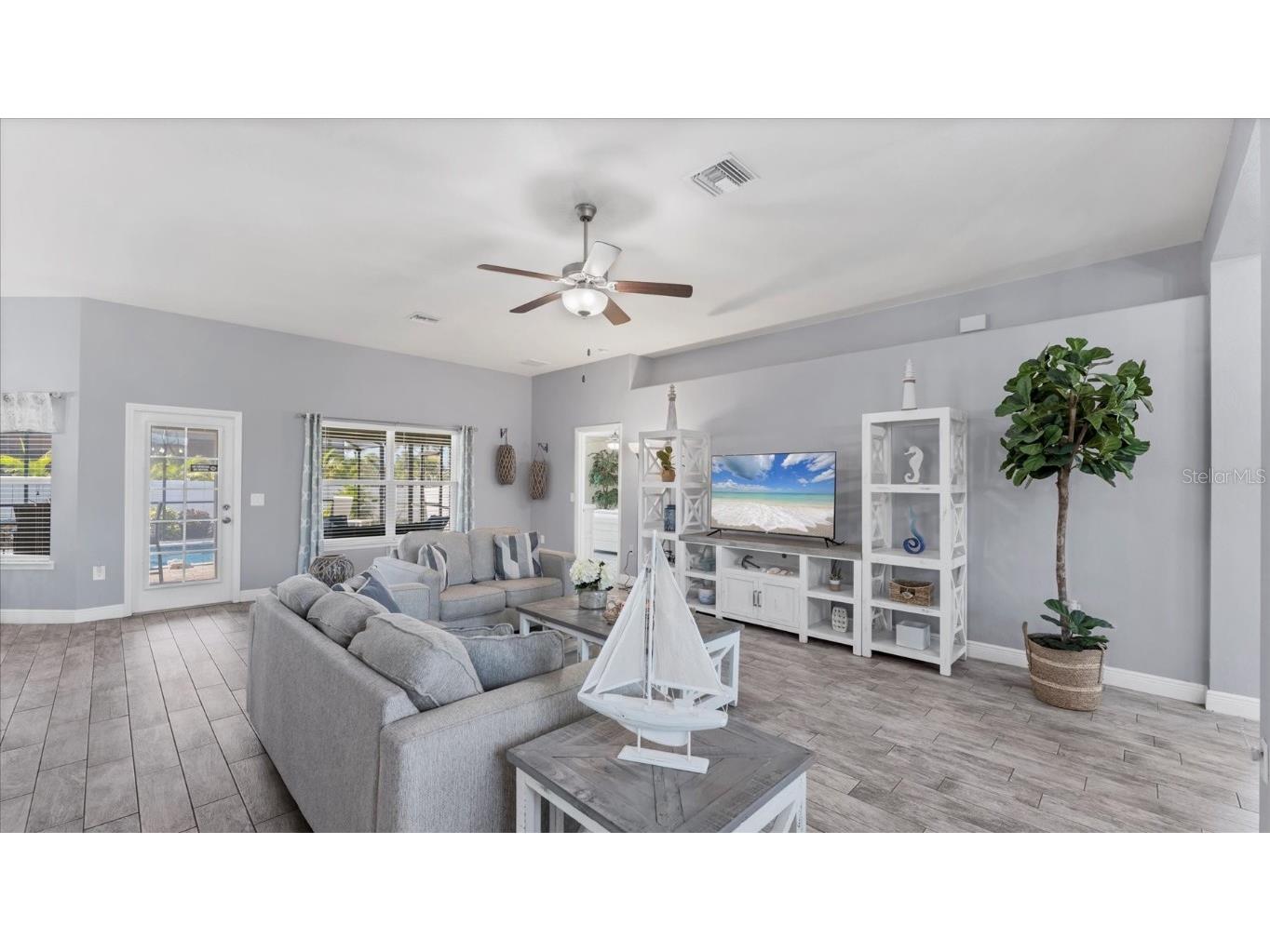 9477 Arnaz Circle Port Charlotte FL 33981 A4674468 image10