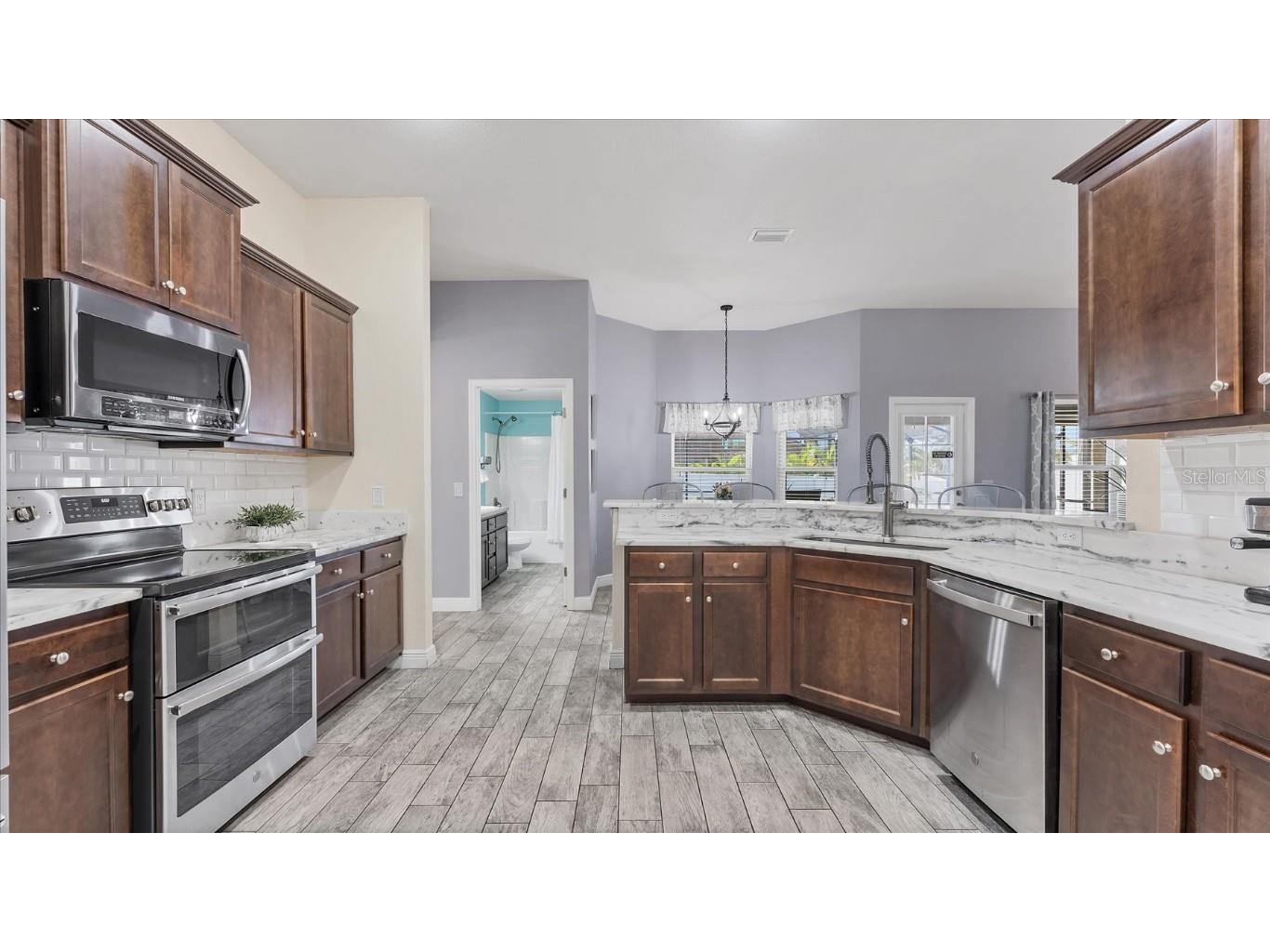 9477 Arnaz Circle Port Charlotte FL 33981 A4674468 image18