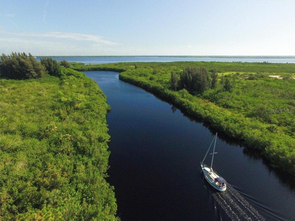 9477 Arnaz Circle Port Charlotte FL 33981 A4674468 image61