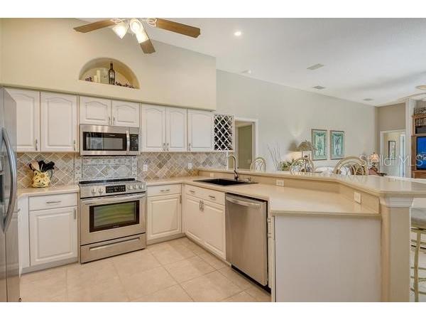 9477 Cedar Ridge Lane Sarasota FL 34238 A4656715 image11