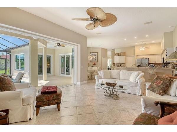 9477 Cedar Ridge Lane Sarasota FL 34238 A4656715 image18