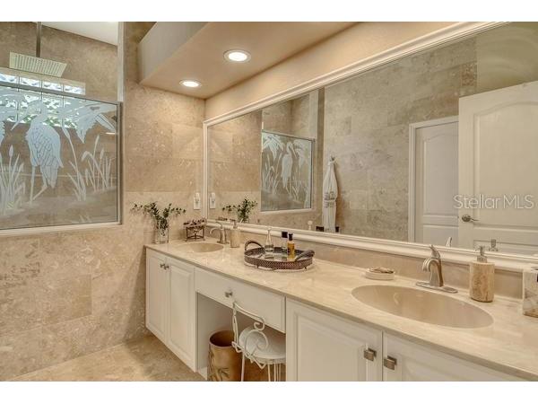 9477 Cedar Ridge Lane Sarasota FL 34238 A4656715 image21