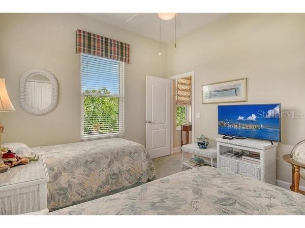 9477 Cedar Ridge Lane Sarasota FL 34238 A4656715 image29