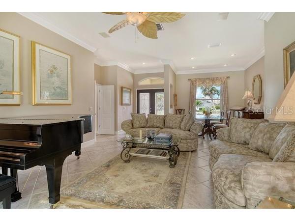 9477 Cedar Ridge Lane Sarasota FL 34238 A4656715 image6