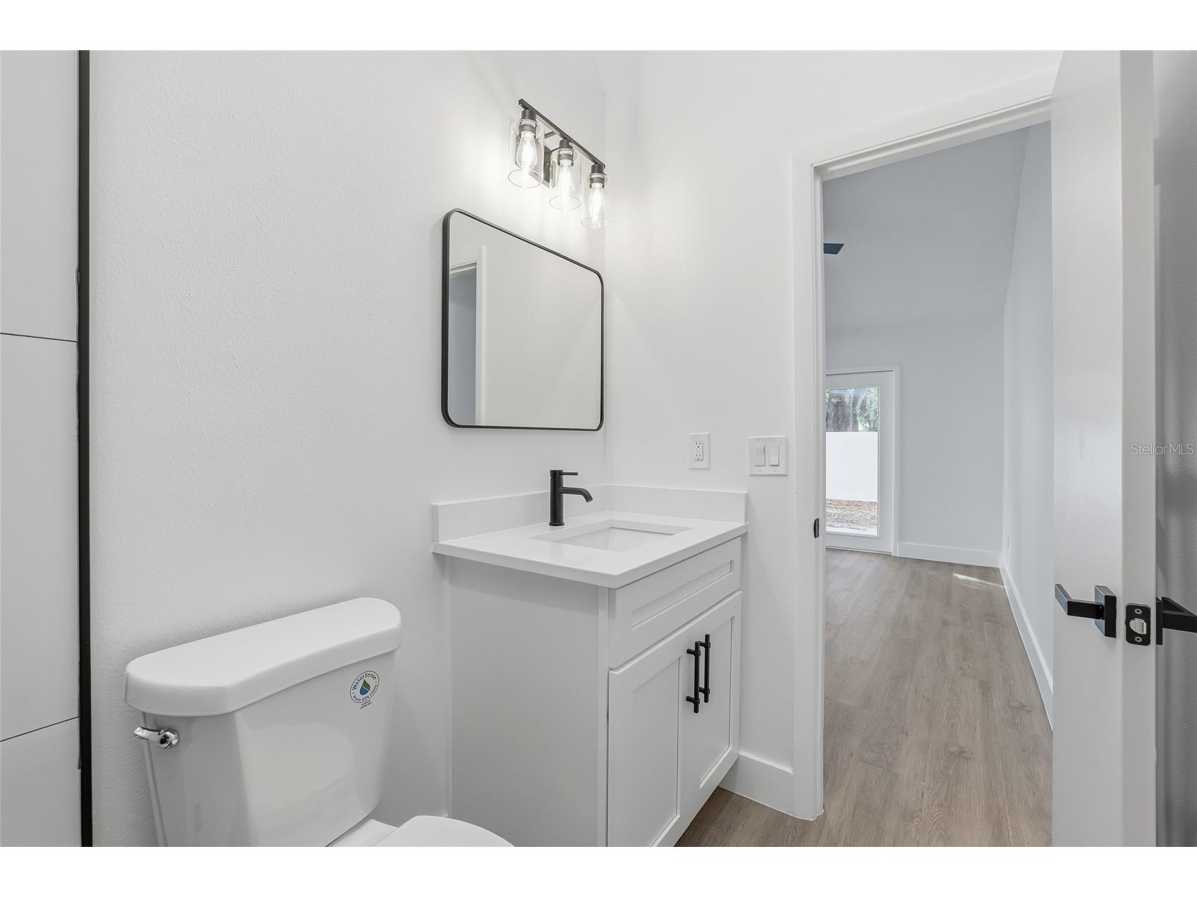 9478 Forest Hills Circle Tampa FL 33612 TB8464825 image23