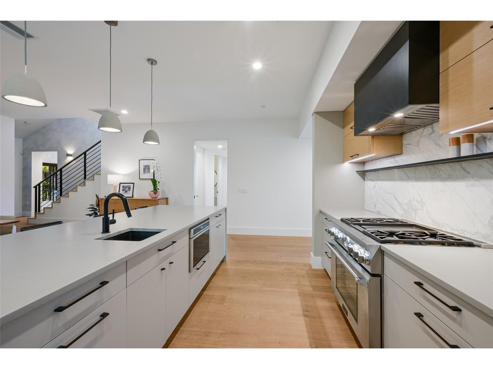 948 Citrus Avenue Sarasota FL 34236 A4679338 image11
