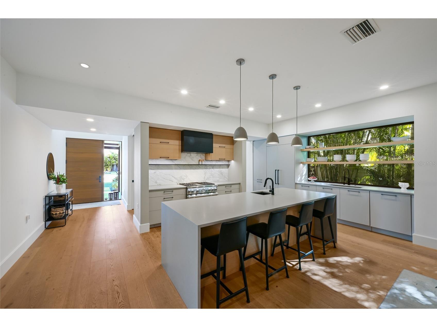 948 Citrus Avenue Sarasota FL 34236 A4679338 image8