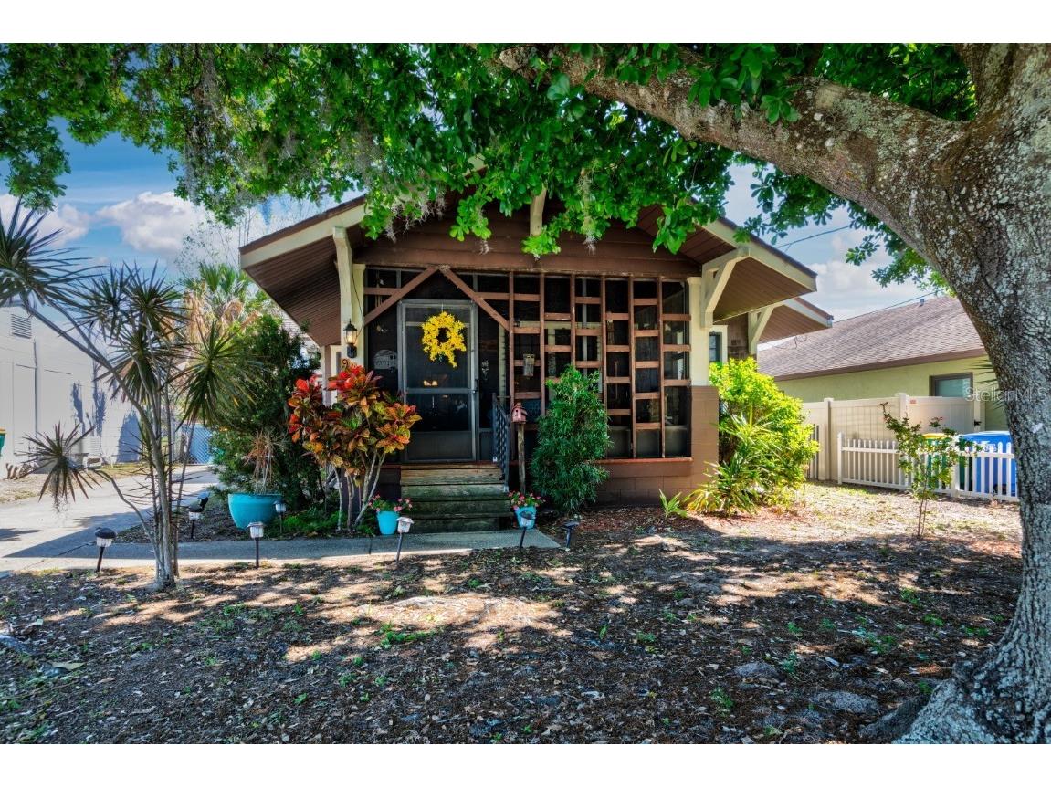 948 Dora Avenue Tavares FL 32778 G5094364 image1