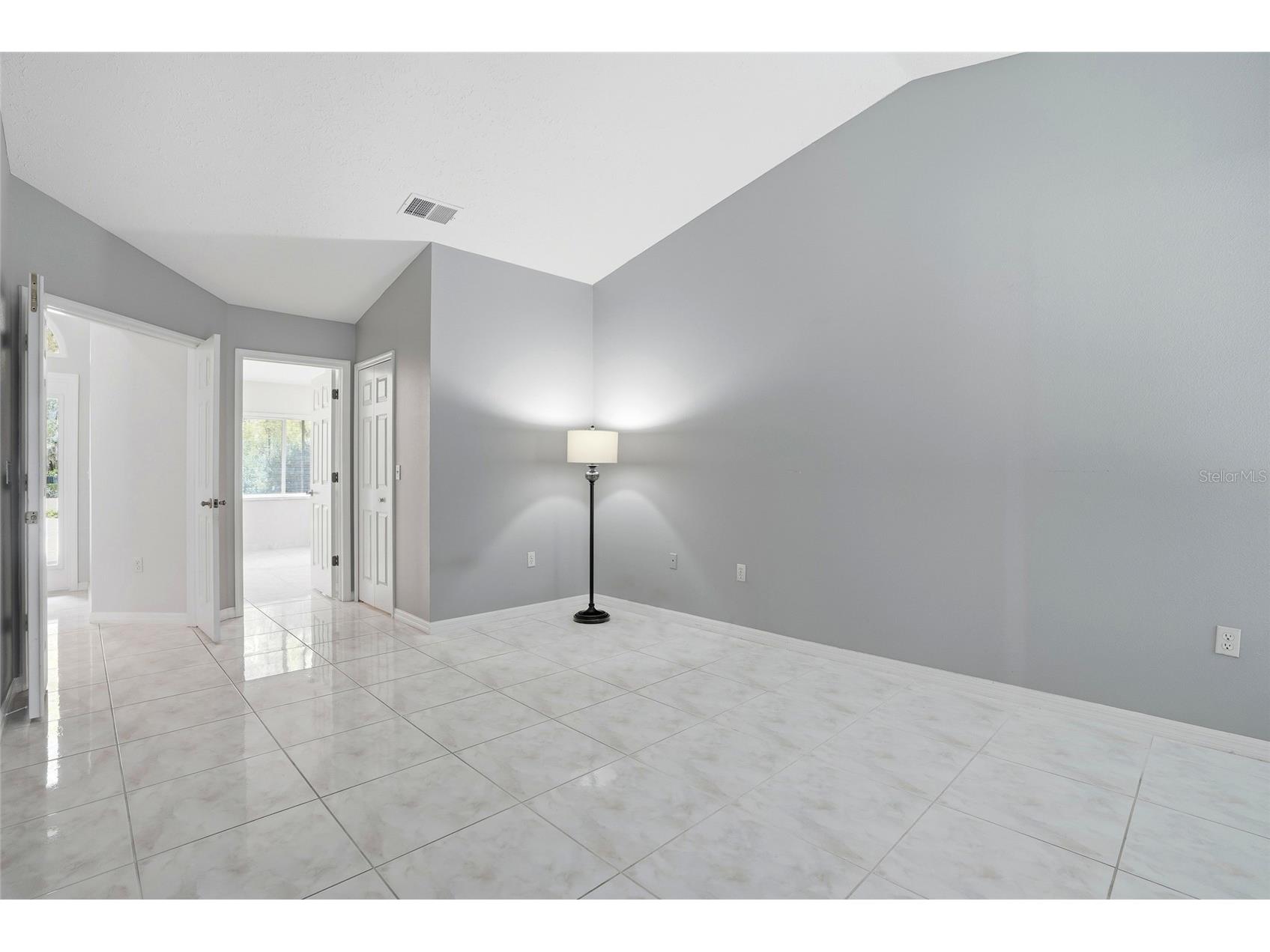 948 Lucas Lane Oldsmar FL 34677 TB8448286 image18