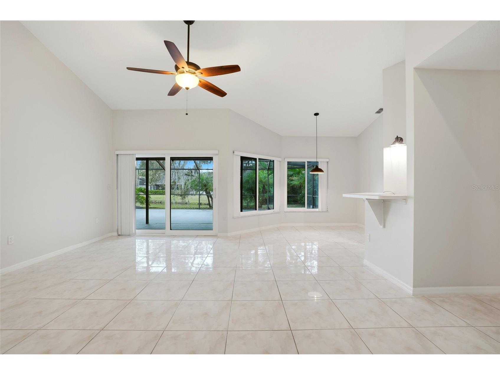 948 Lucas Lane Oldsmar FL 34677 TB8448286 image9