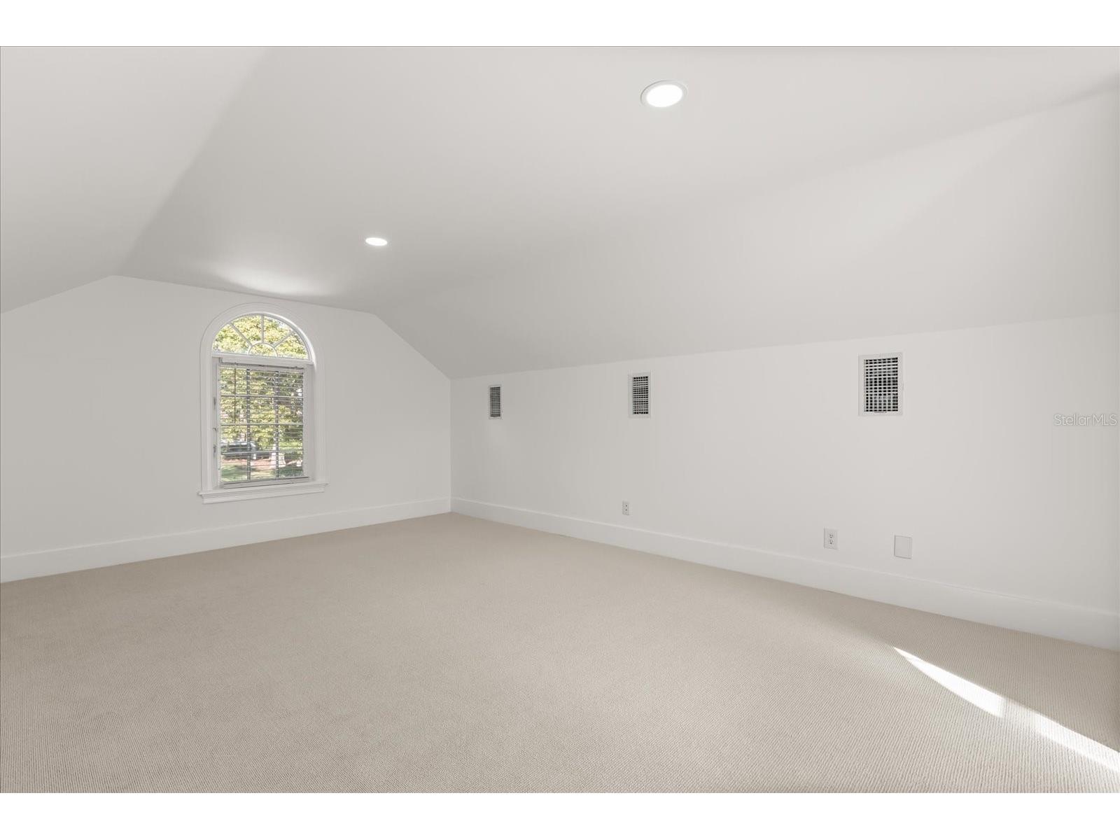 948 Poinciana Lane Winter Park FL 32789 - LAKE MAITLAND O6372165 image42