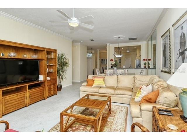 9480 Forest Hills Circle Sarasota FL 34238 A4650928 image12