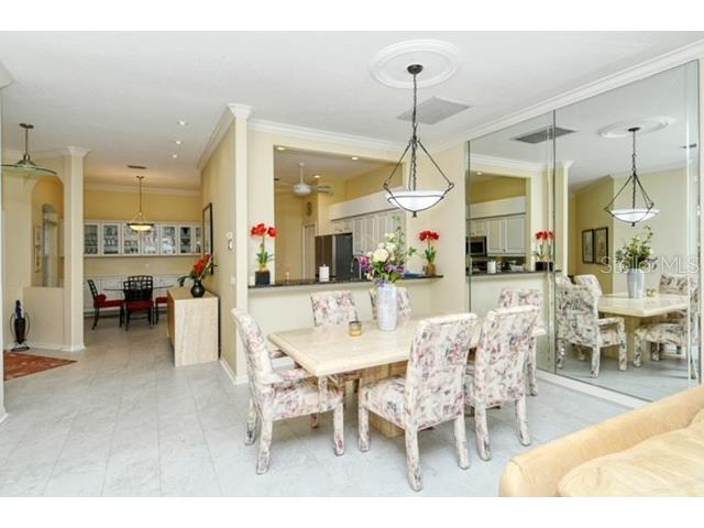 9480 Forest Hills Circle Sarasota FL 34238 A4650928 image9