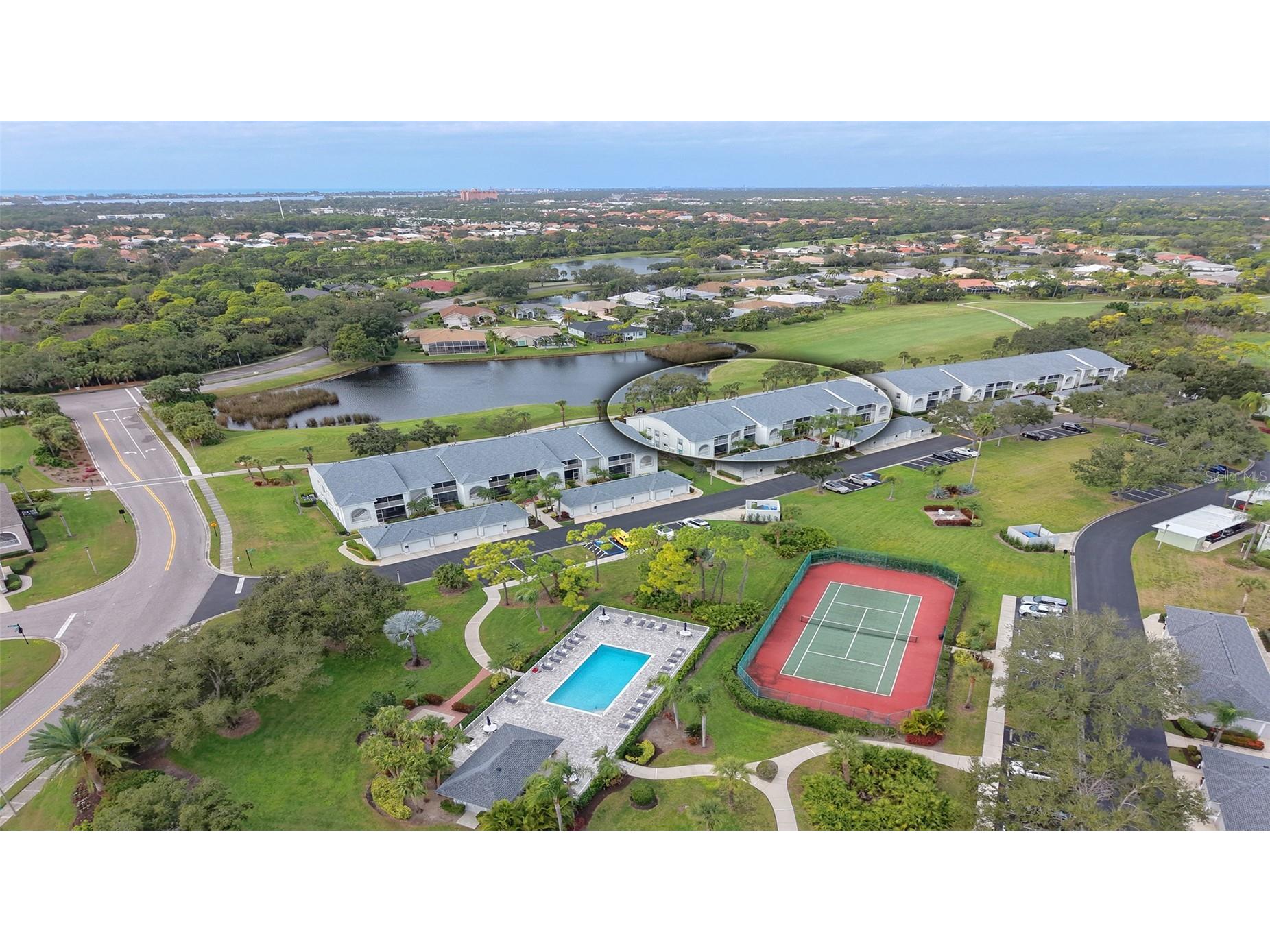 9480 High Gate Drive #2122 Sarasota FL 34238 A4676443 image1