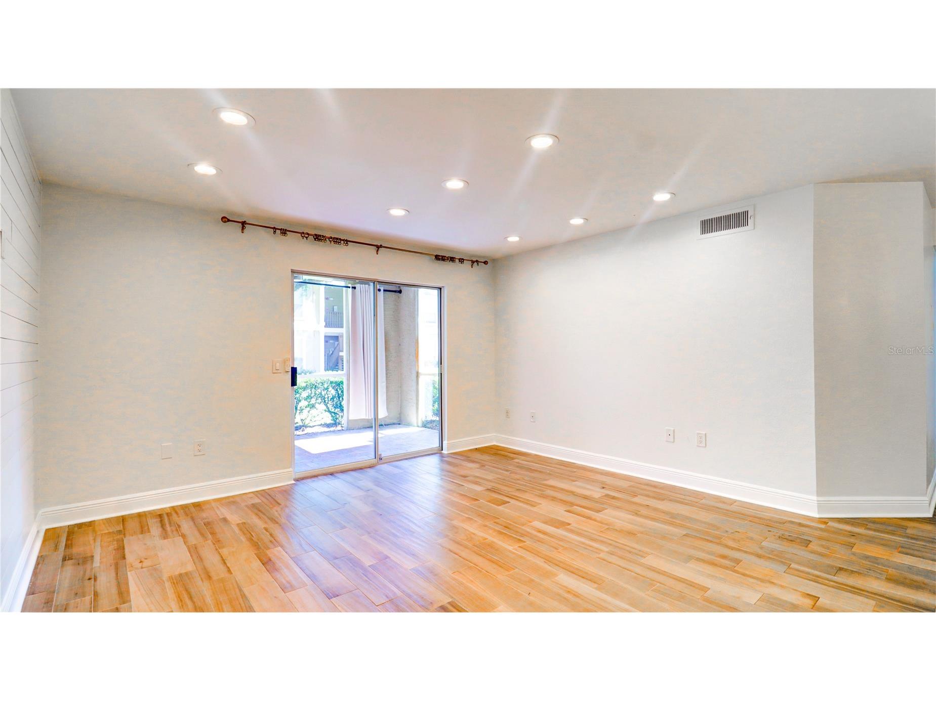 9481 Highland Oak Drive #1001 Tampa FL 33647 TB8502076 image4