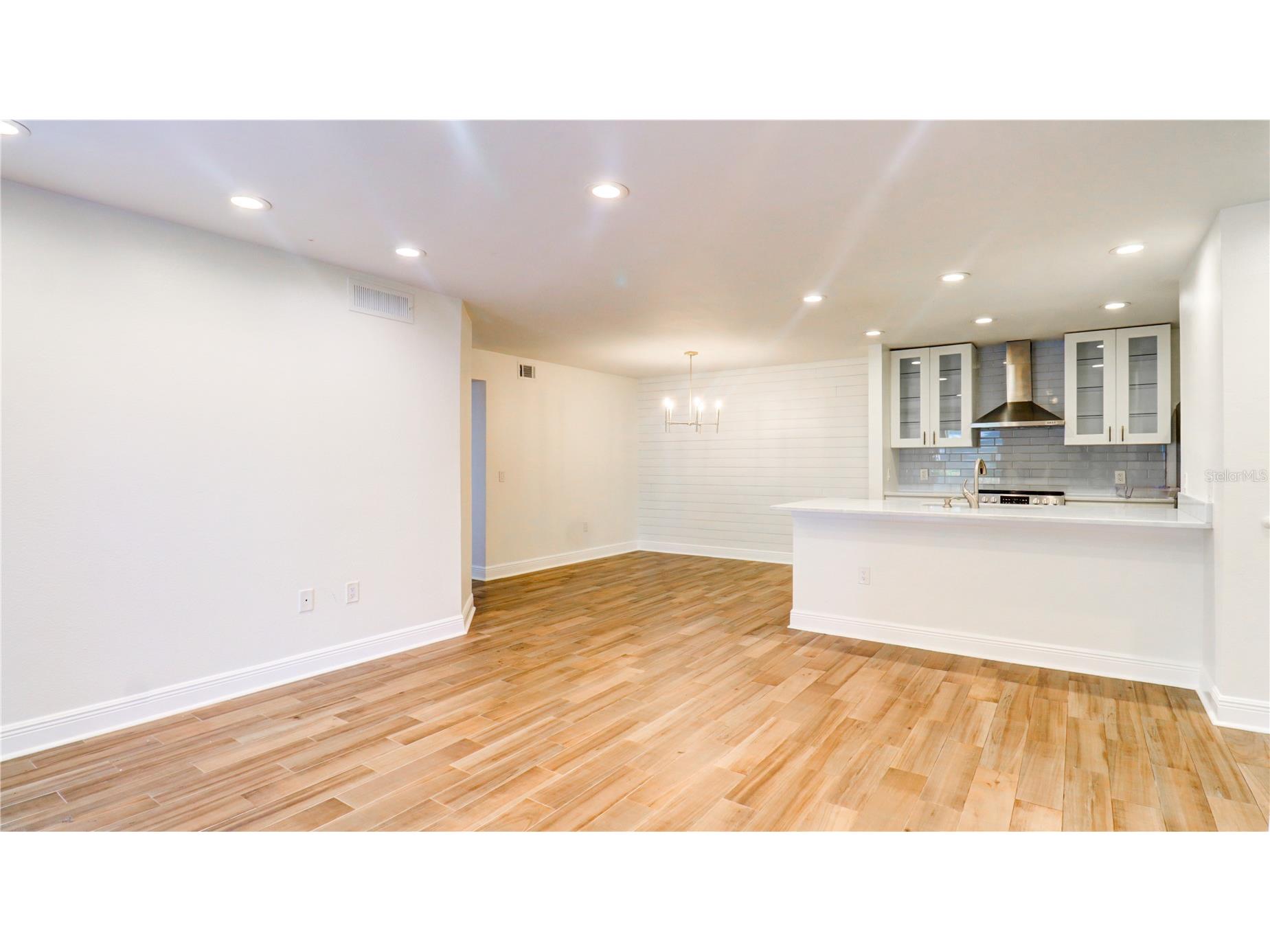 9481 Highland Oak Drive #1001 Tampa FL 33647 TB8502076 image5