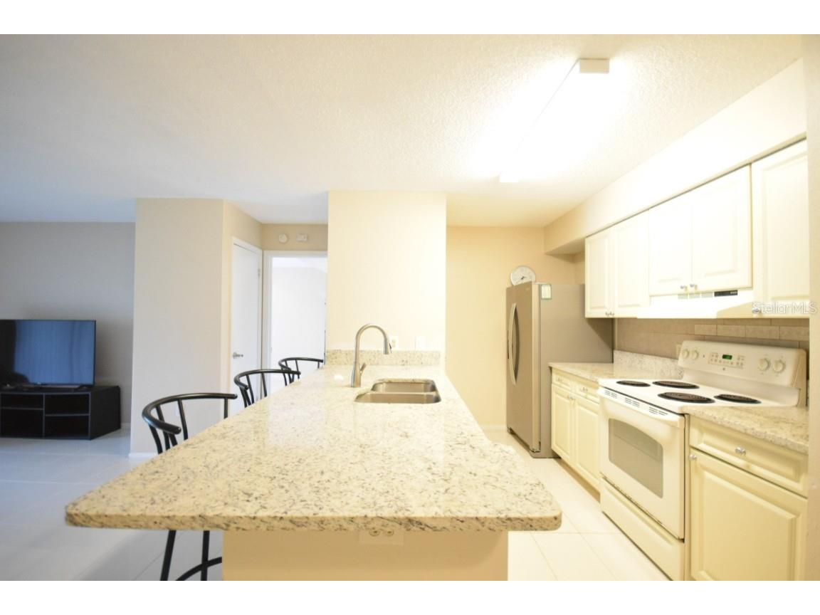 9481 Highland Oak Drive #1402 Tampa FL 33647 U8253756 image8