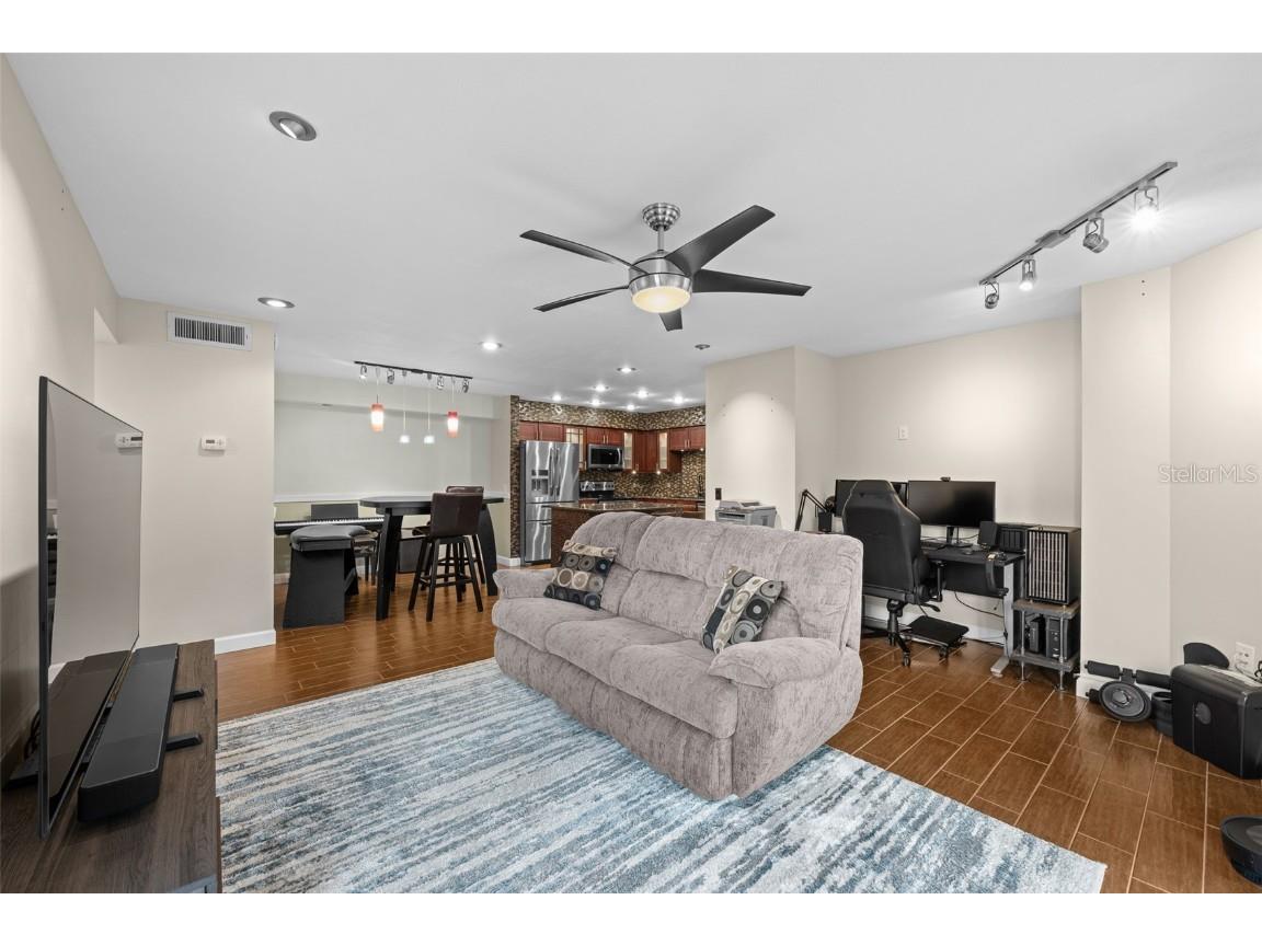 9481 Highland Oak Drive #1709 Tampa FL 33647 TB8452308 image7