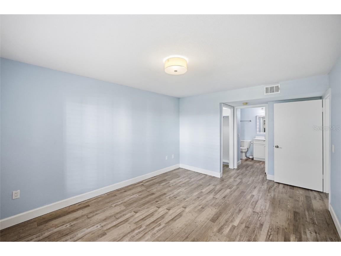 9481 Highland Oak Drive #802 Tampa FL 33647 TB8454877 image11