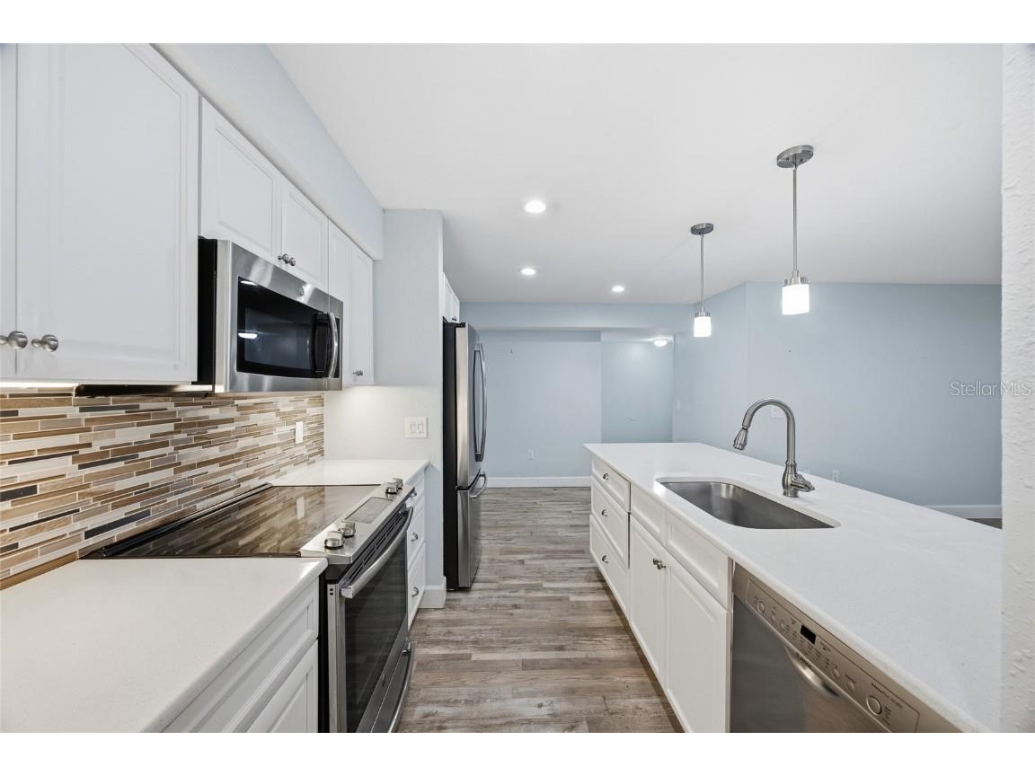 9481 Highland Oak Drive #802 Tampa FL 33647 TB8454877 image8