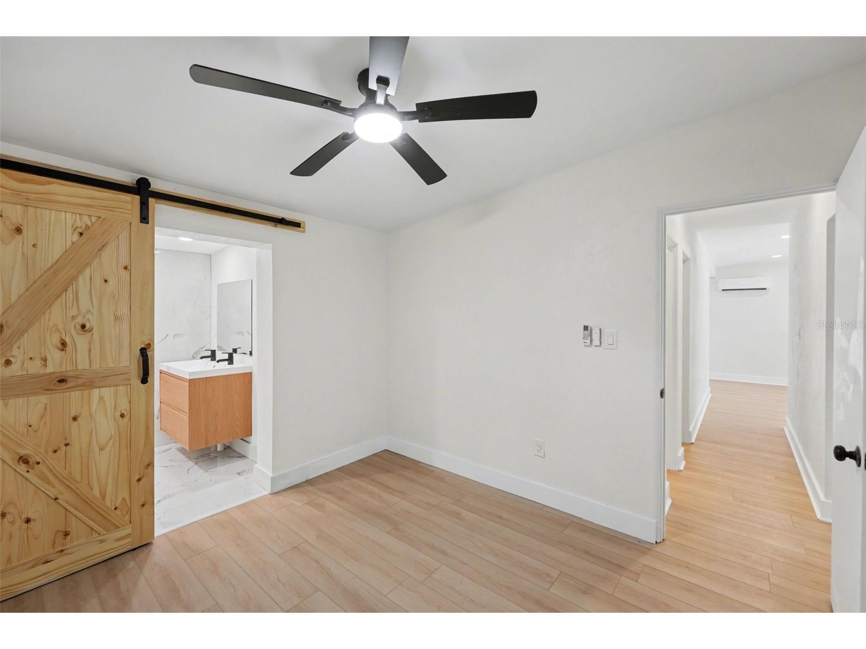 9482 Crestview Street Seminole FL 33772 TB8498214 image17