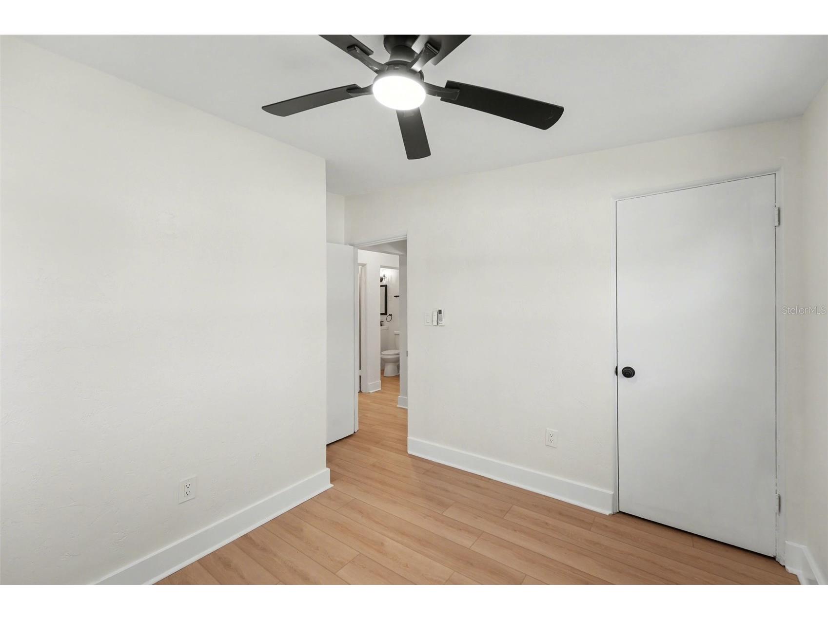 9482 Crestview Street Seminole FL 33772 TB8498214 image22