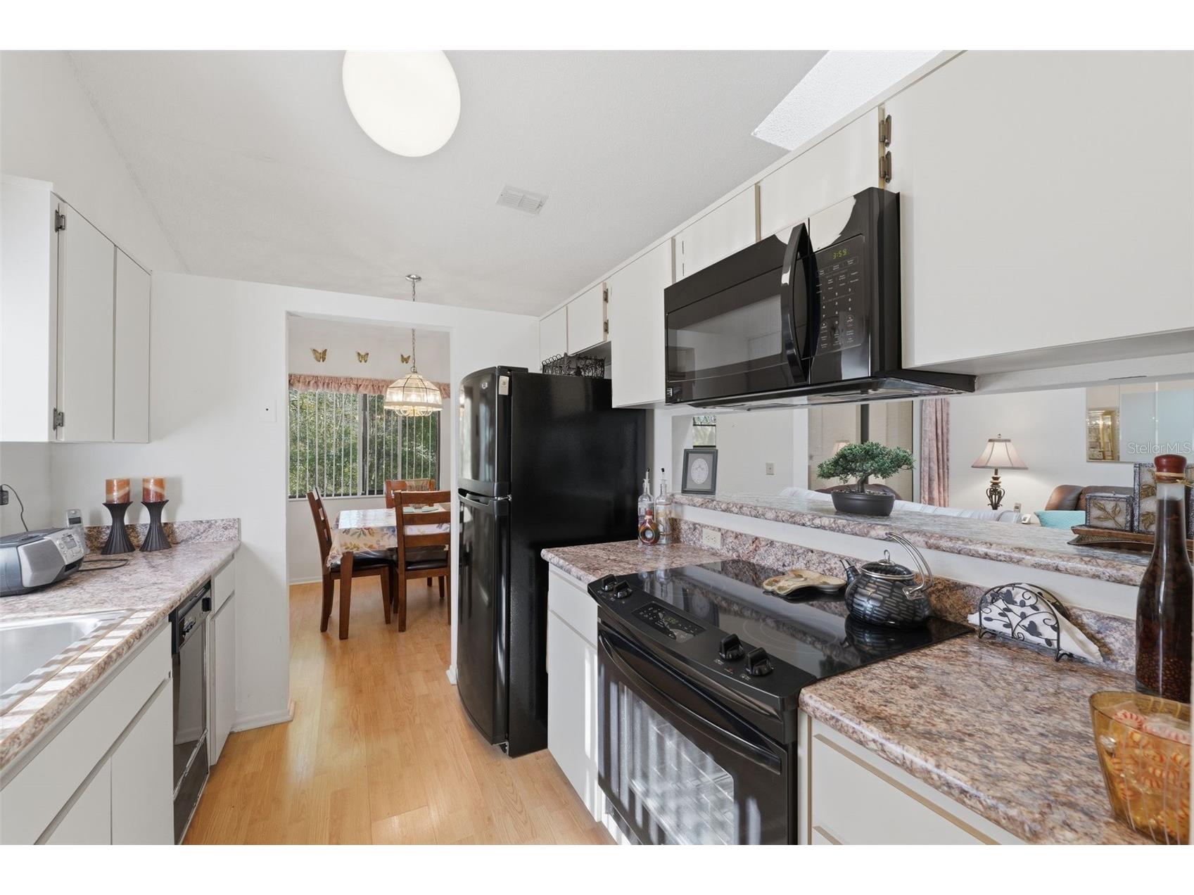 9484 Nakoma Way #9484 Weeki Wachee FL 34613 W7884221 image27