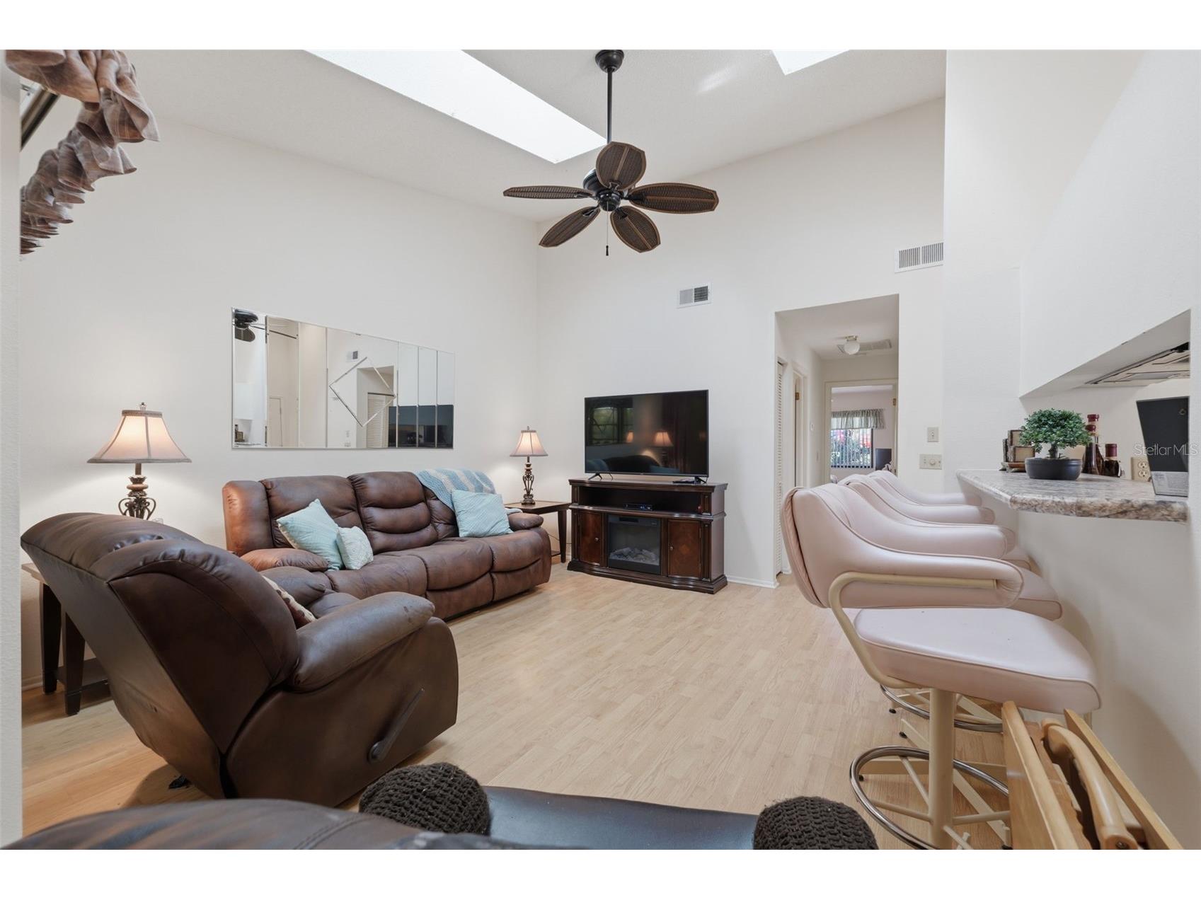 9484 Nakoma Way #9484 Weeki Wachee FL 34613 W7884221 image7