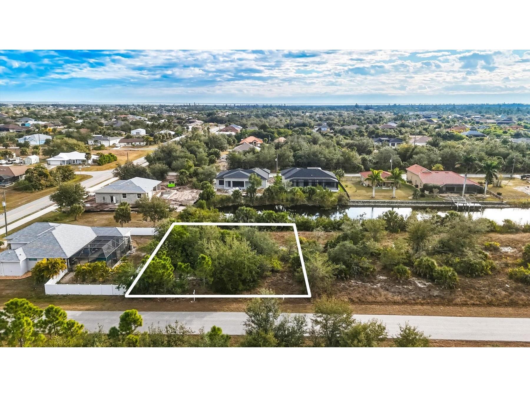 9484 Nastrand Circle Port Charlotte FL 33981 D6145797 image1