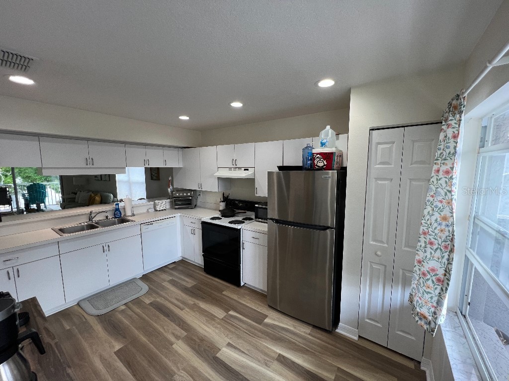 9485 Hamlin Boulevard #8 Seminole FL 33776 W7886088 image14