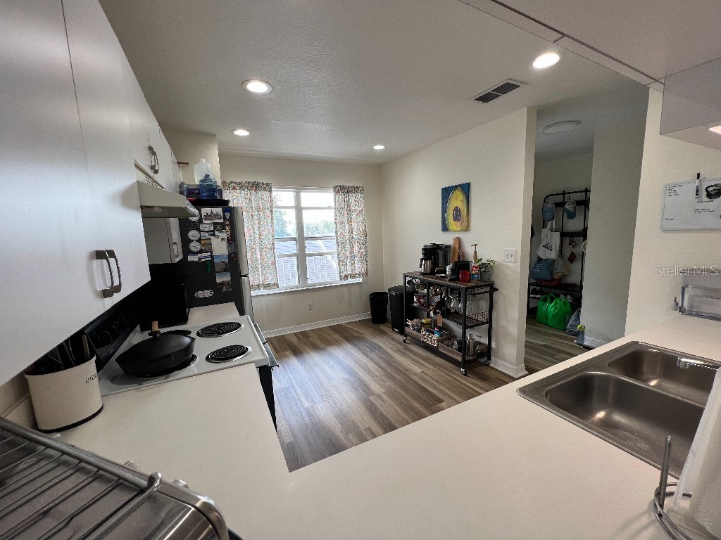 9485 Hamlin Boulevard #8 Seminole FL 33776 W7886088 image19