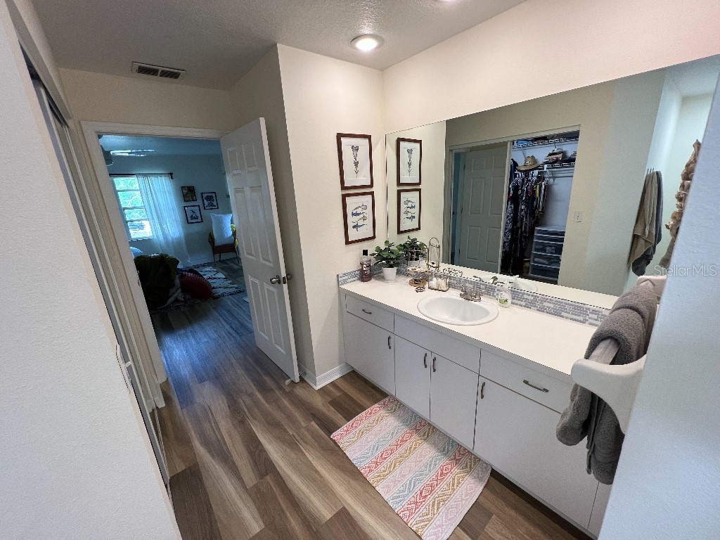 9485 Hamlin Boulevard #8 Seminole FL 33776 W7886088 image31