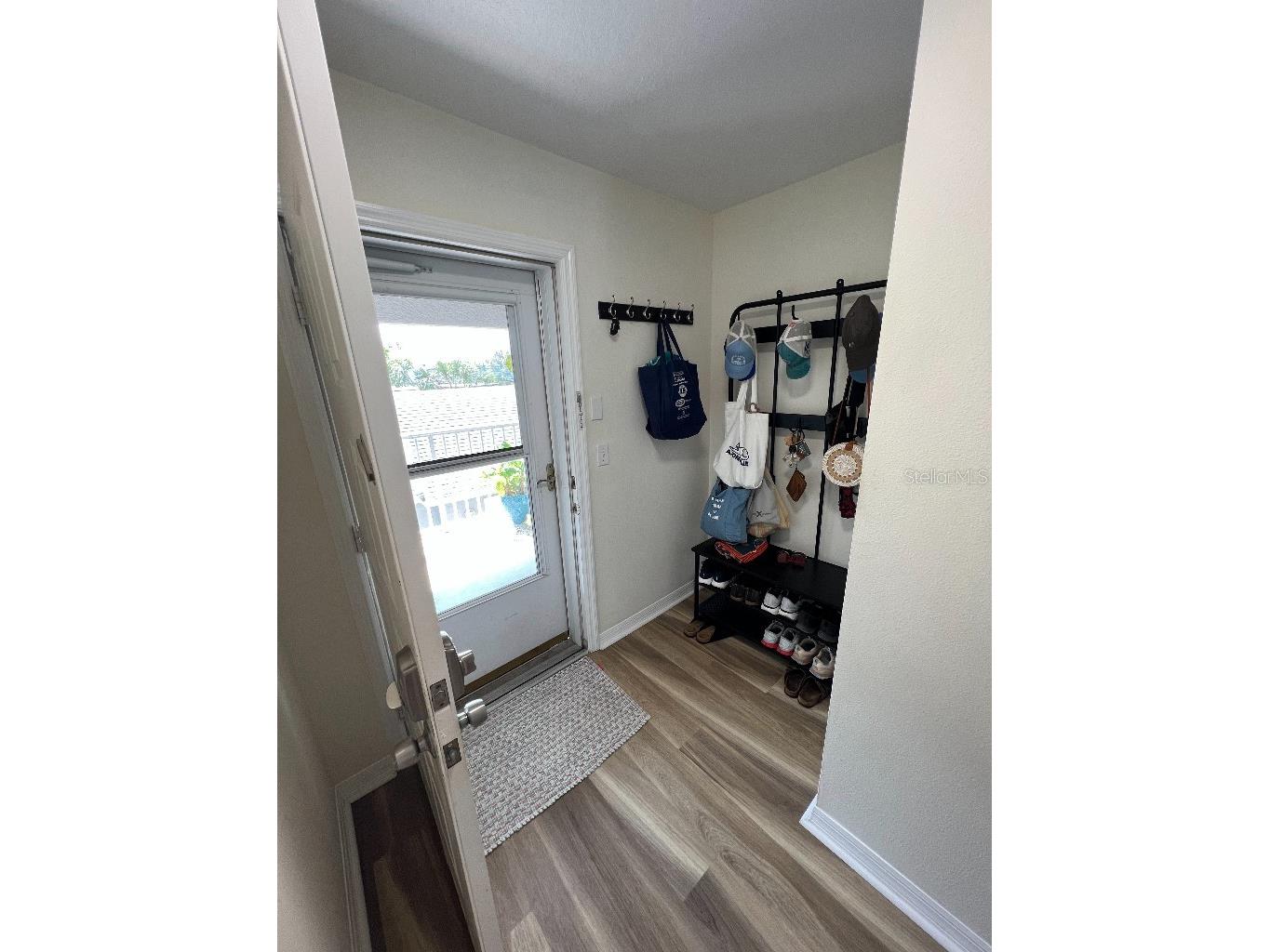 9485 Hamlin Boulevard #8 Seminole FL 33776 W7886088 image5