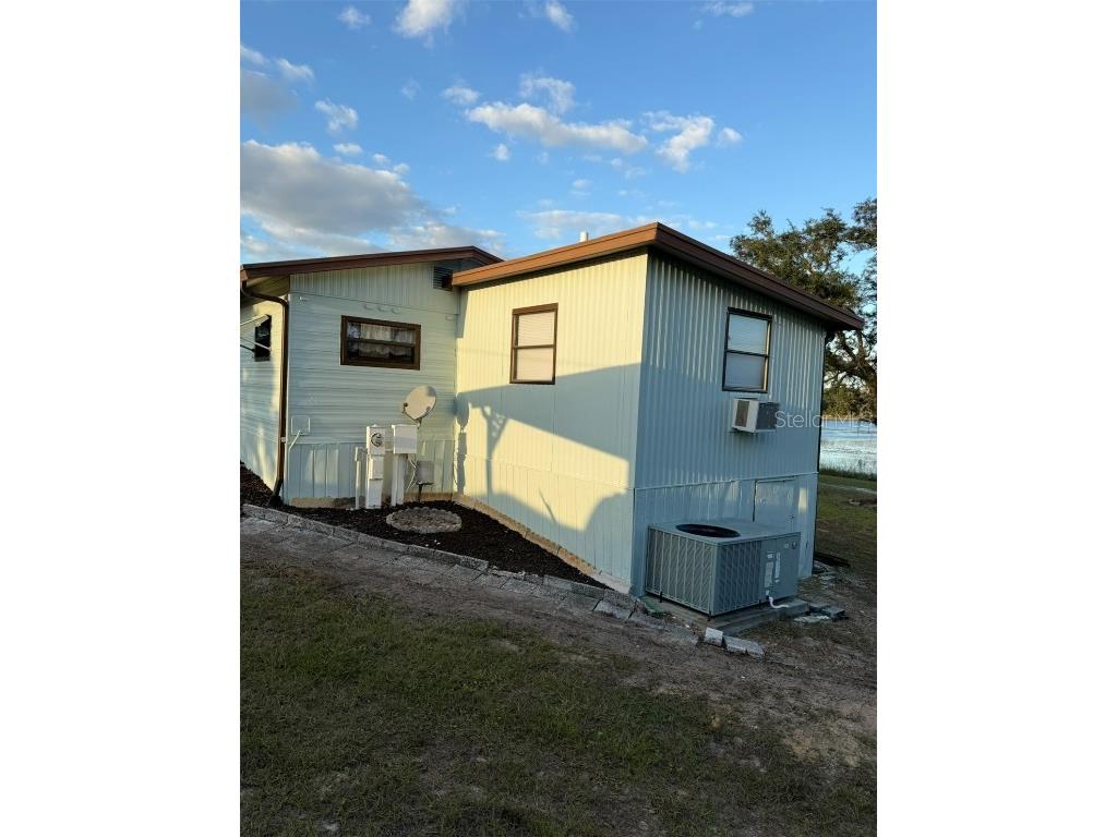 9486 Gray Fox Drive Weeki Wachee FL 34613 W7869887 image28