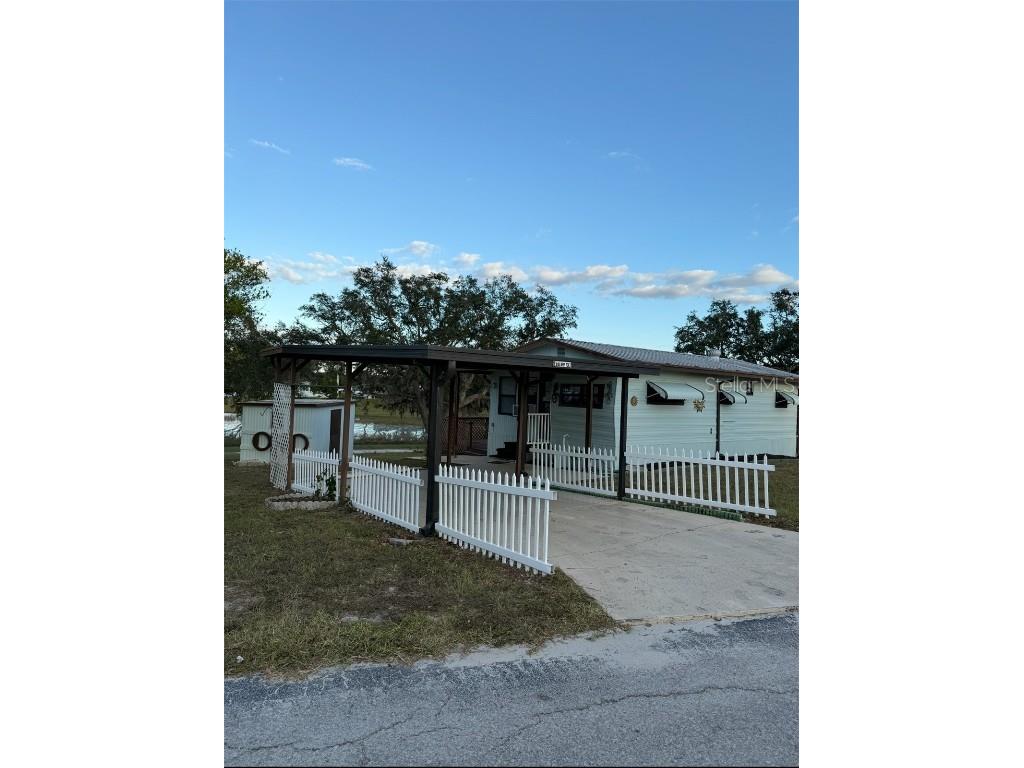 9486 Gray Fox Drive Weeki Wachee FL 34613 W7869887 image3
