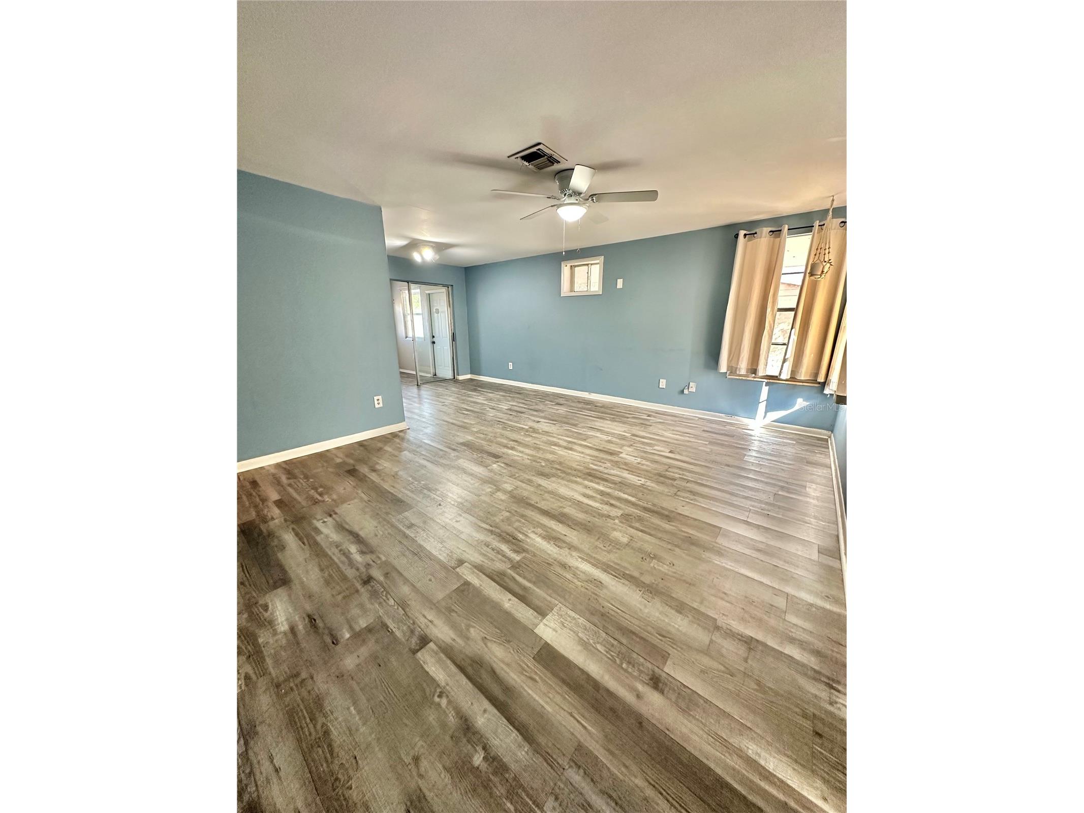 9489 Century Drive Spring Hill FL 34608 W7882685 image2