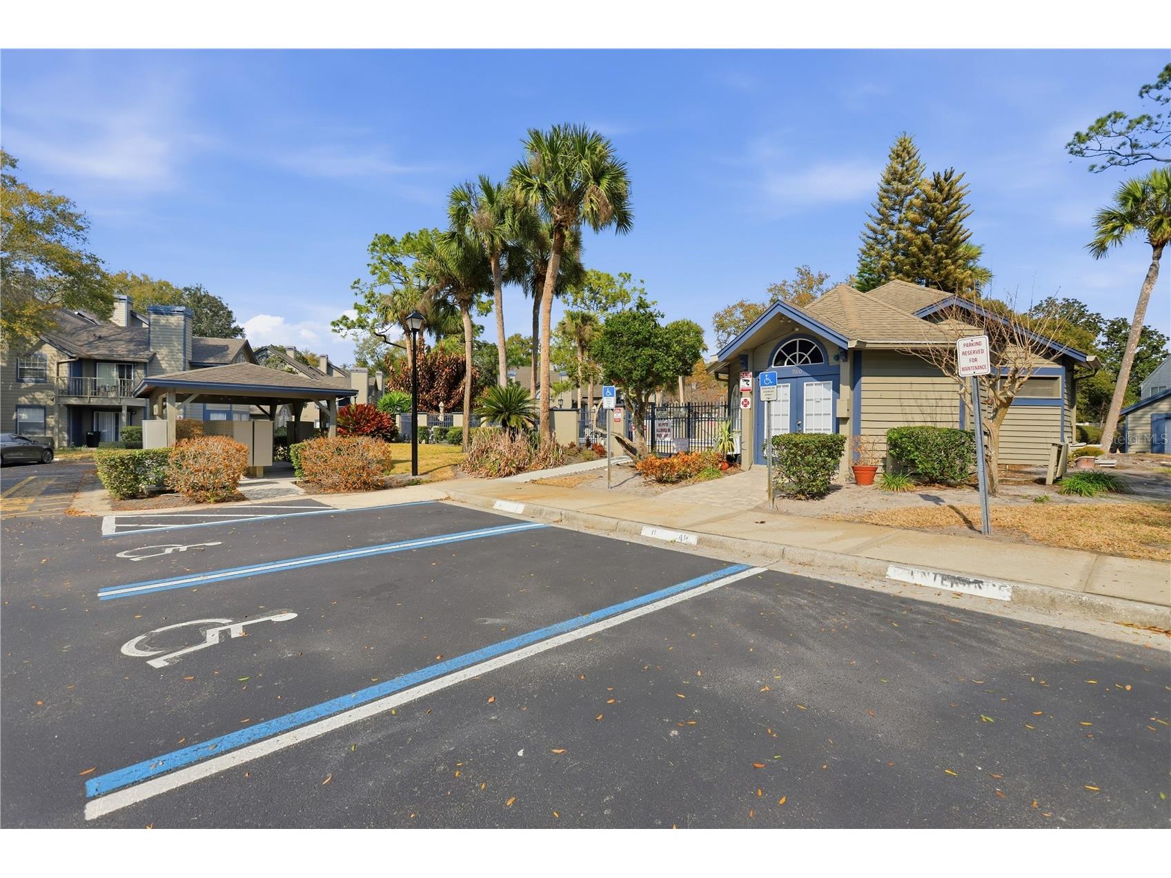 949 Bird Bay Court #201 Lake Mary FL 32746 V4947335 image32
