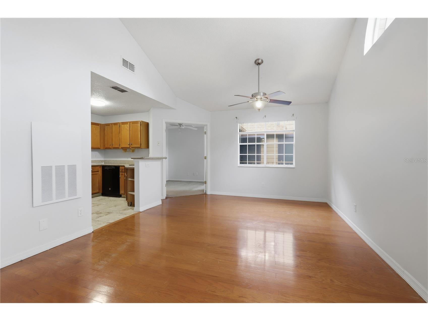 949 Bird Bay Court #201 Lake Mary FL 32746 V4947335 image8