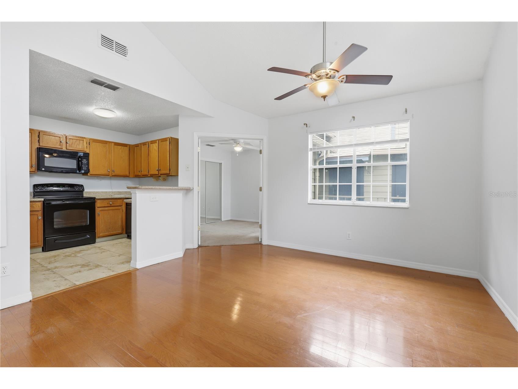 949 Bird Bay Court #201 Lake Mary FL 32746 V4947335 image9