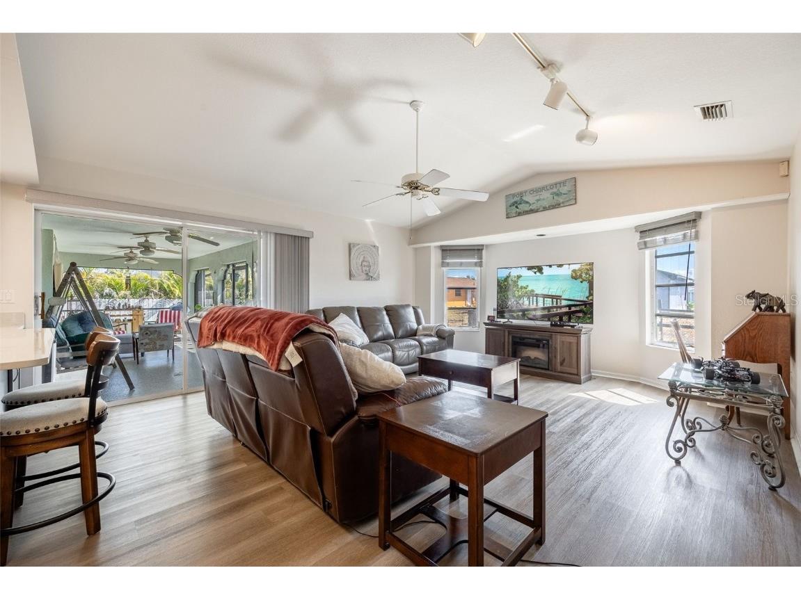 949 Chevy Chase Street Port Charlotte FL 33948 A4646092 image17