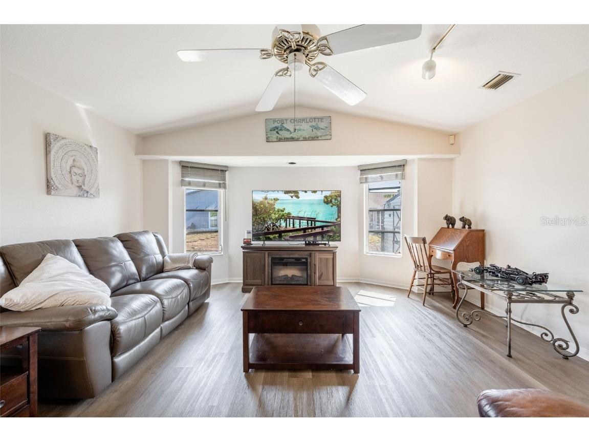 949 Chevy Chase Street Port Charlotte FL 33948 A4646092 image18