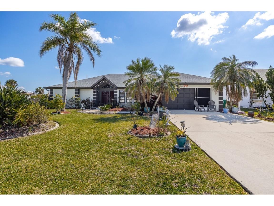 949 Chevy Chase Street Port Charlotte FL 33948 A4646092 image2