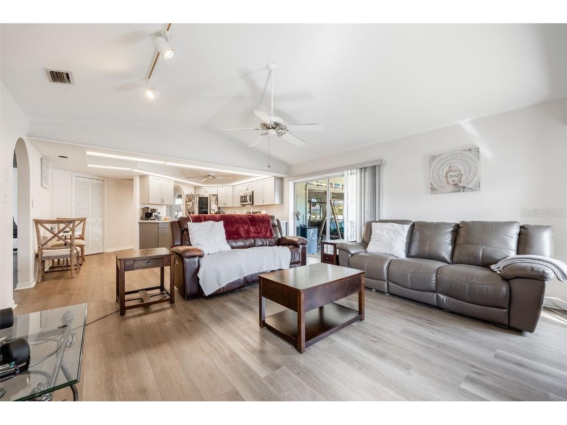 949 Chevy Chase Street Port Charlotte FL 33948 A4646092 image20