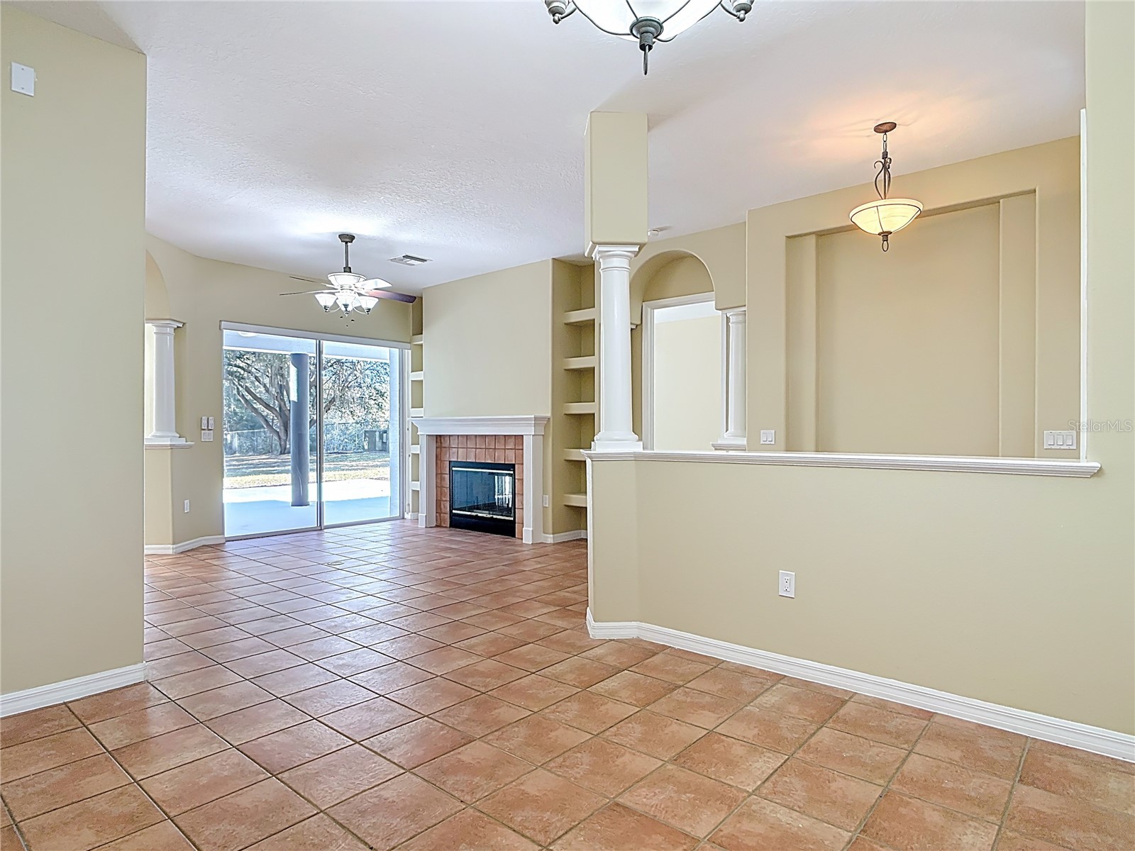 949 Hawk Landing Fruitland Park FL 34731 TB8470983 image16