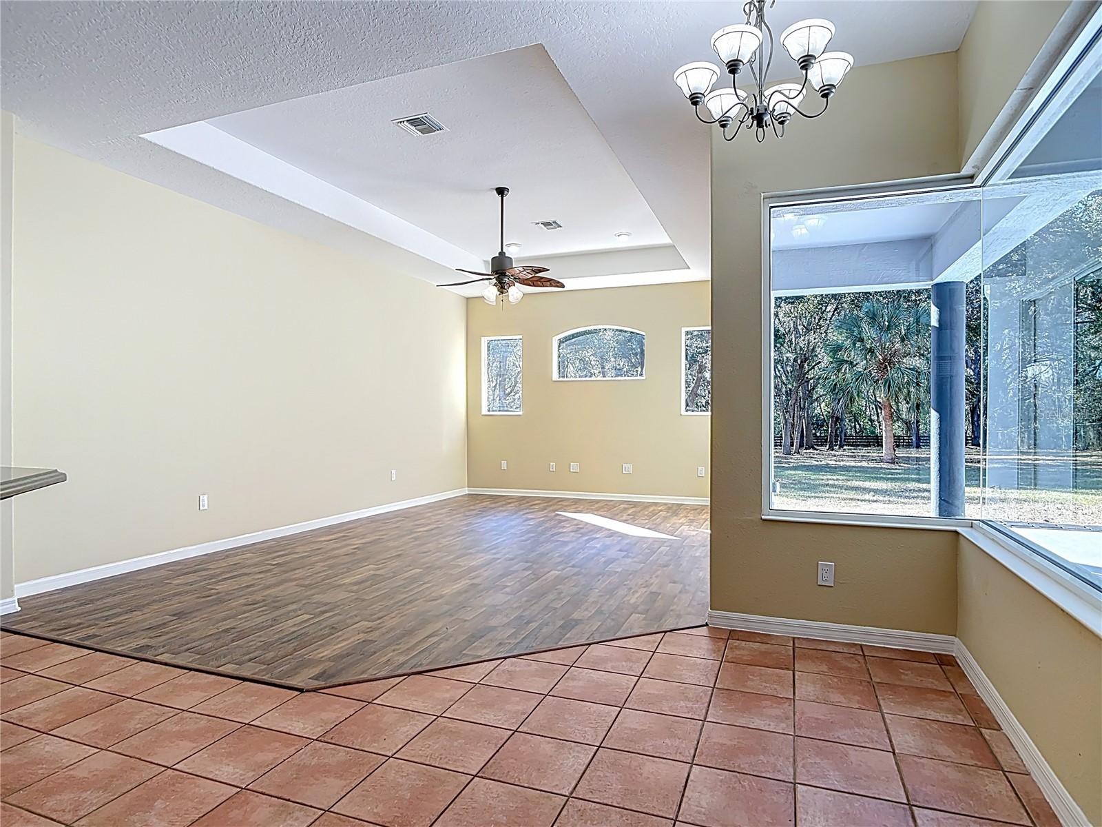 949 Hawk Landing Fruitland Park FL 34731 TB8470983 image23